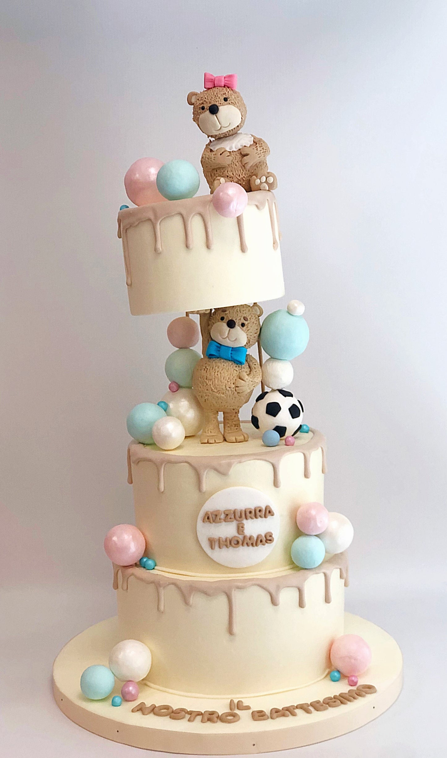Torta battesimo orsetti dripcake